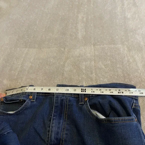 Levis 502 Regular Taper Mens Blue Jeans Size 36x32 Dark Wash Denim (35x30) - Picture 6 of 13